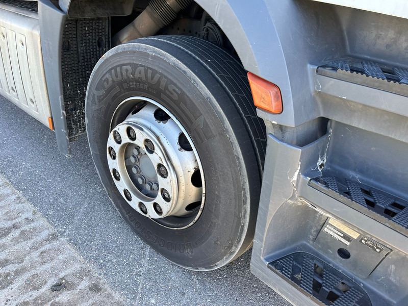 Box truck MERCEDESBENZ Antos 1836 4x2 Closed Box, double floor: picture 16