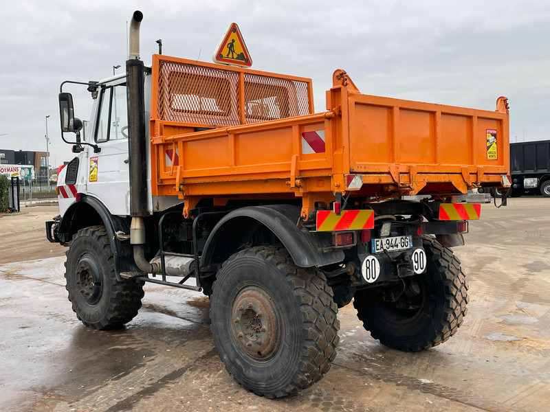 MERCEDESBENZ Unimog U1600 - Tipper: picture 3 MERCEDESBENZ Unimog U1600 - Tipper: picture 3