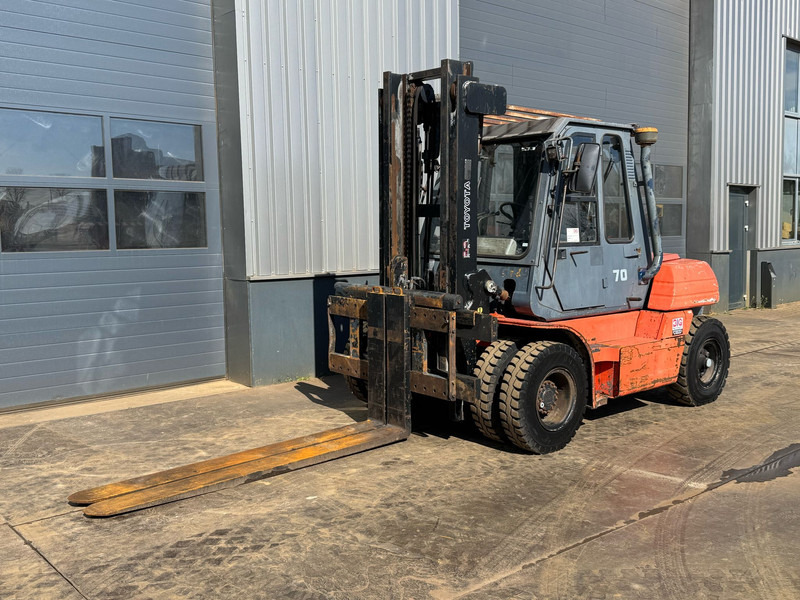 Toyota 5FD70 - Forklift: picture 2 Toyota 5FD70 - Forklift: picture 2
