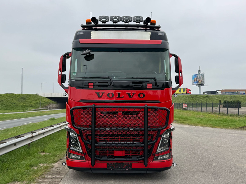 Volvo FH16 650 6x4 - Tractor unit: picture 3 Volvo FH16 650 6x4 - Tractor unit: picture 3