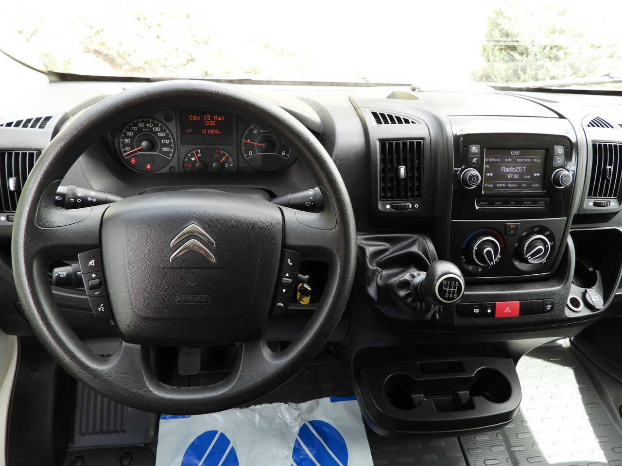 Closed box van CITROEN JUMPER BOX LIFT 8 PALLETS CRUISE CONTROL NAVIGATION AIR CONDITIONING  165HP: picture 31