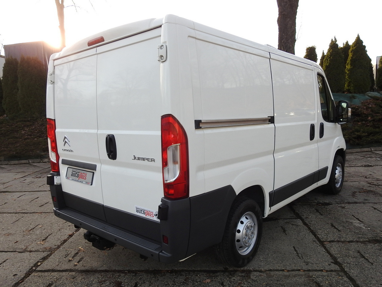 CITROEN JUMPER REFRIGERATOR VAN -5*C LED LIGHTS AIR CONDITIONING 130HP - Refrigerated delivery van: picture 3 CITROEN JUMPER REFRIGERATOR VAN -5*C LED LIGHTS AIR CONDITIONING 130HP - Refrigerated delivery van: picture 3