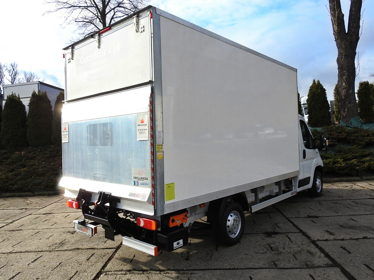 FIAT DUCATO BOX LIFT 8 PALLETS CRUISE CONTROL NAVIGATION AIR CONDITIONING LED LIGHTS  130HP - Closed box van: picture 3 FIAT DUCATO BOX LIFT 8 PALLETS CRUISE CONTROL NAVIGATION AIR CONDITIONING LED LIGHTS  130HP - Closed box van: picture 3