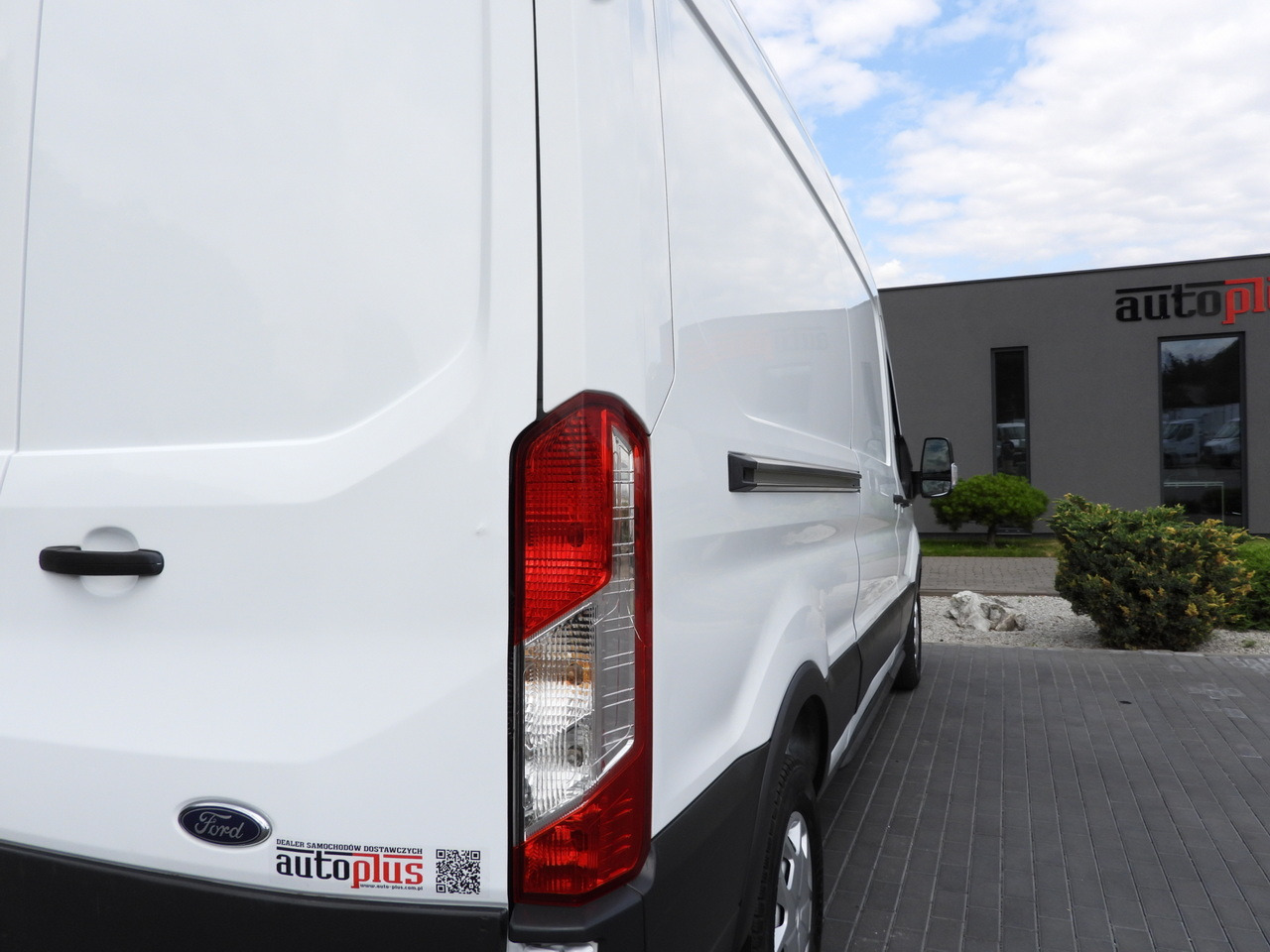 Refrigerated delivery van FORD TRANSIT REFRIGERATOR VAN 5*C AIR CONDITIONING  105HP: picture 17