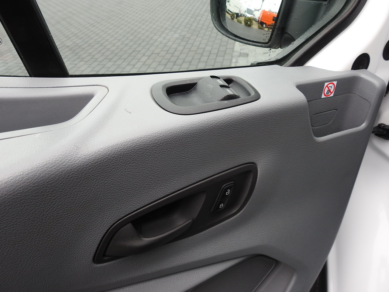 FORD TRANSIT TIPPER CRUISE CONTROL AIR CONDITIONING TWIN WHEELS  170HP leasing FORD TRANSIT TIPPER CRUISE CONTROL AIR CONDITIONING TWIN WHEELS  170HP: picture 30