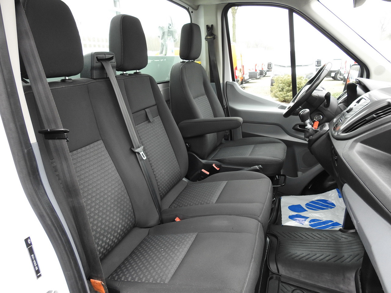 FORD TRANSIT TIPPER CRUISE CONTROL AIR CONDITIONING TWIN WHEELS  170HP leasing FORD TRANSIT TIPPER CRUISE CONTROL AIR CONDITIONING TWIN WHEELS  170HP: picture 39