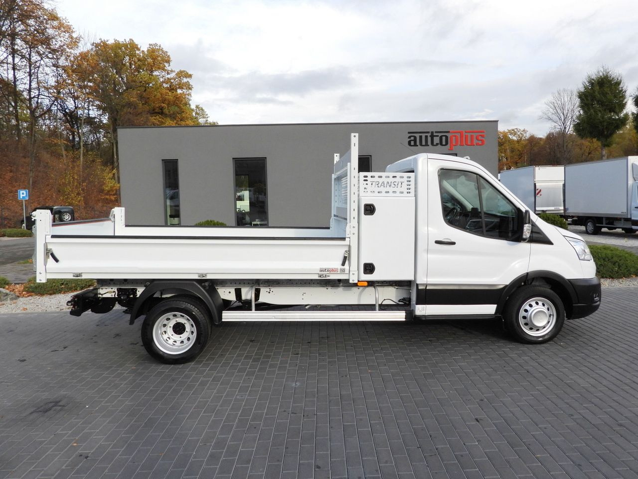 Tipper van FORD TRANSIT TIPPER CRUISE CONTROL LED LIGHTS TWIN WHEELS AIR CONDITIONING  130HP: picture 8