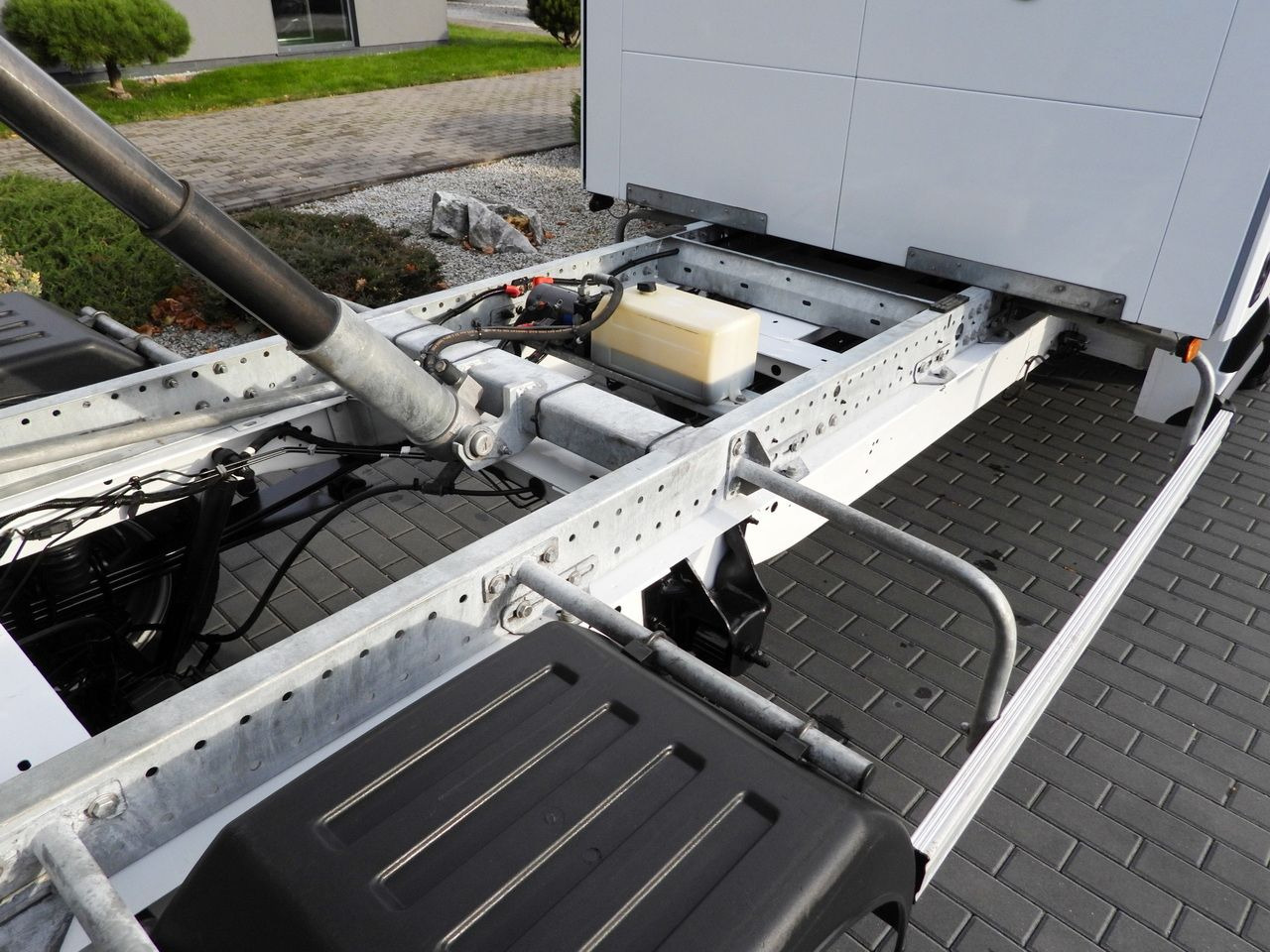 Tipper van FORD TRANSIT TIPPER CRUISE CONTROL LED LIGHTS TWIN WHEELS AIR CONDITIONING  130HP: picture 23