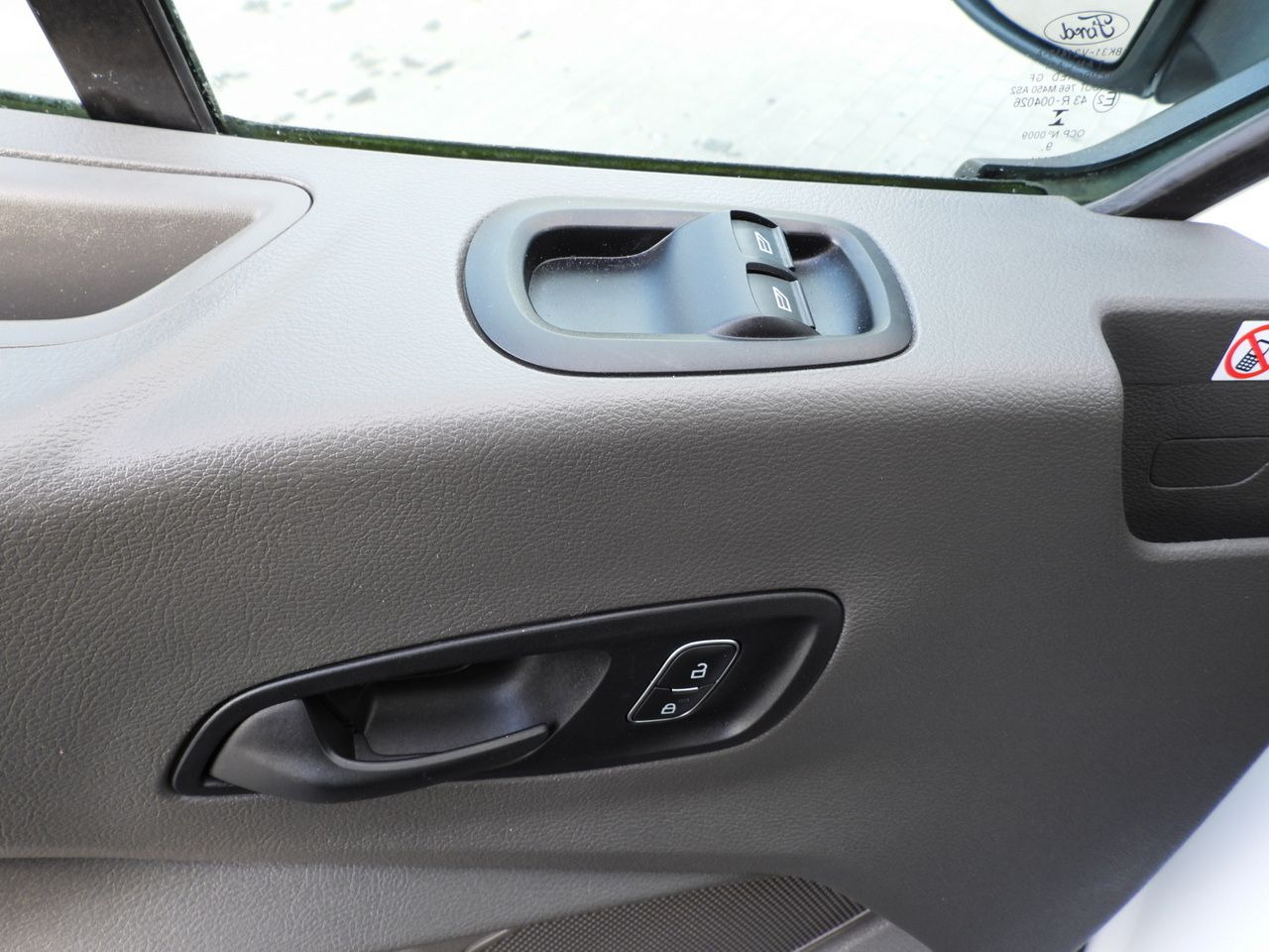 Tipper van FORD TRANSIT TIPPER CRUISE CONTROL LED LIGHTS TWIN WHEELS AIR CONDITIONING  130HP: picture 28