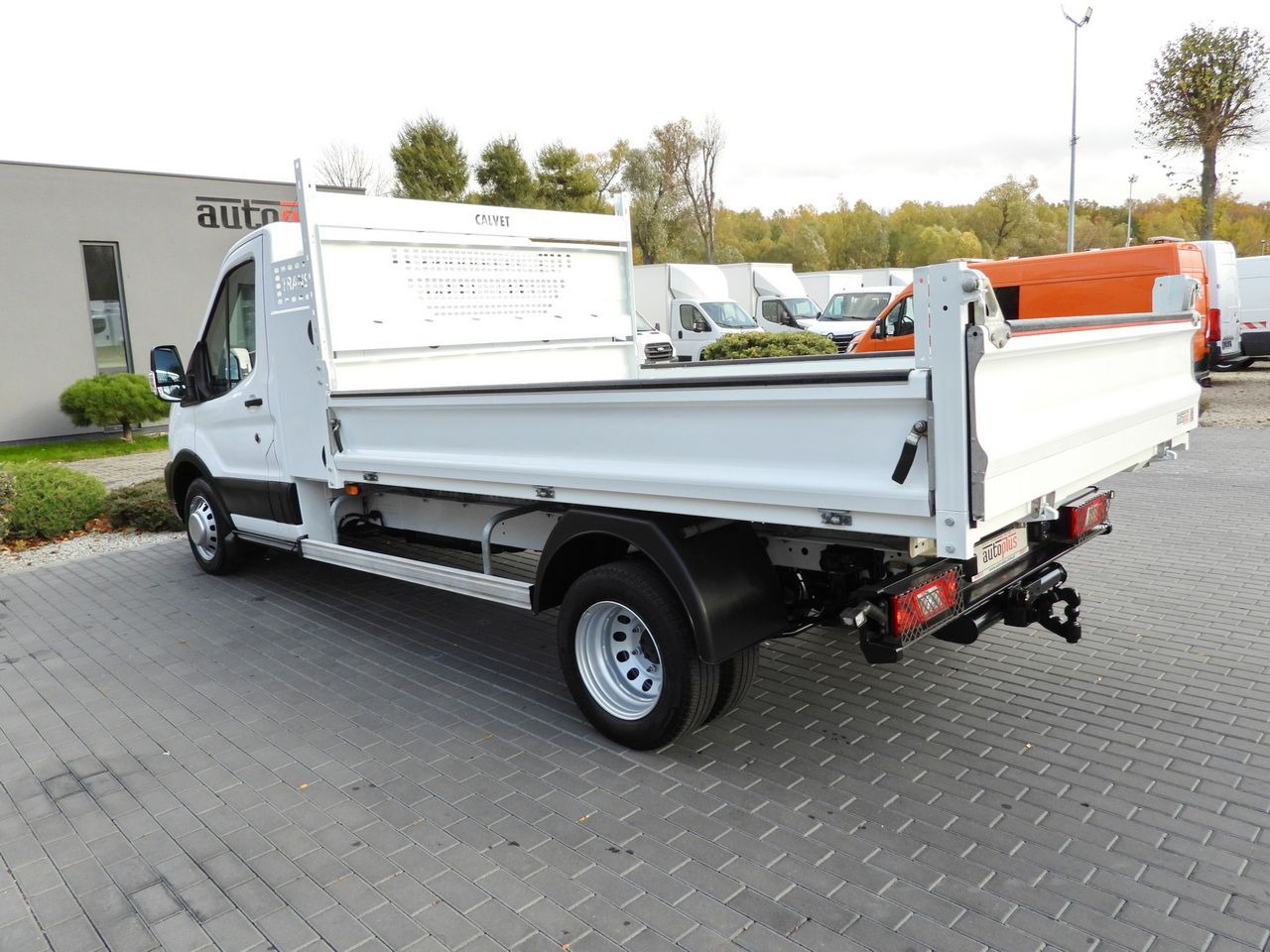Tipper van FORD TRANSIT TIPPER CRUISE CONTROL LED LIGHTS TWIN WHEELS AIR CONDITIONING  130HP: picture 10