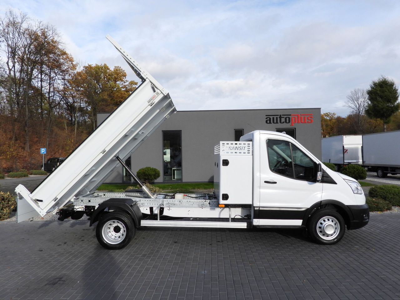 Tipper van FORD TRANSIT TIPPER CRUISE CONTROL LED LIGHTS TWIN WHEELS AIR CONDITIONING  130HP: picture 7