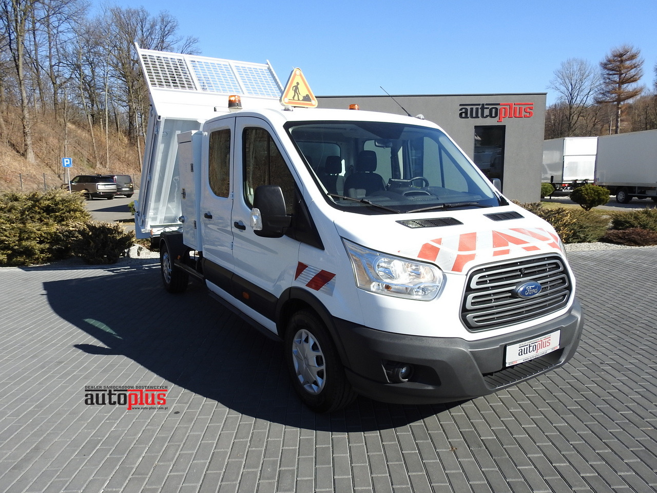 FORD TRANSIT TIPPER DOUBLE CABIN DOKA 6 SEATS CRUISE CONTROL AIR CONDITIONING 130HP - Tipper van: picture 1 FORD TRANSIT TIPPER DOUBLE CABIN DOKA 6 SEATS CRUISE CONTROL AIR CONDITIONING 130HP - Tipper van: picture 1