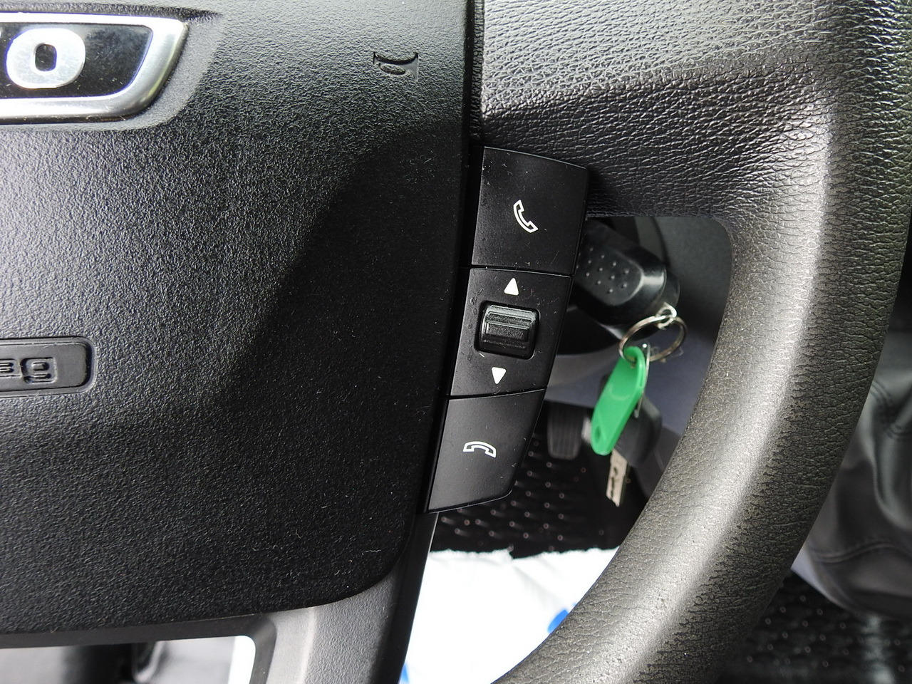 Combi van IVECO DAILY 35S15 STAKE BODY DOUBLE CABIN DOKA 7 SEATS AIR CONDITIONING  150HP: picture 30 Combi van IVECO DAILY 35S15 STAKE BODY DOUBLE CABIN DOKA 7 SEATS AIR CONDITIONING  150HP: picture 30