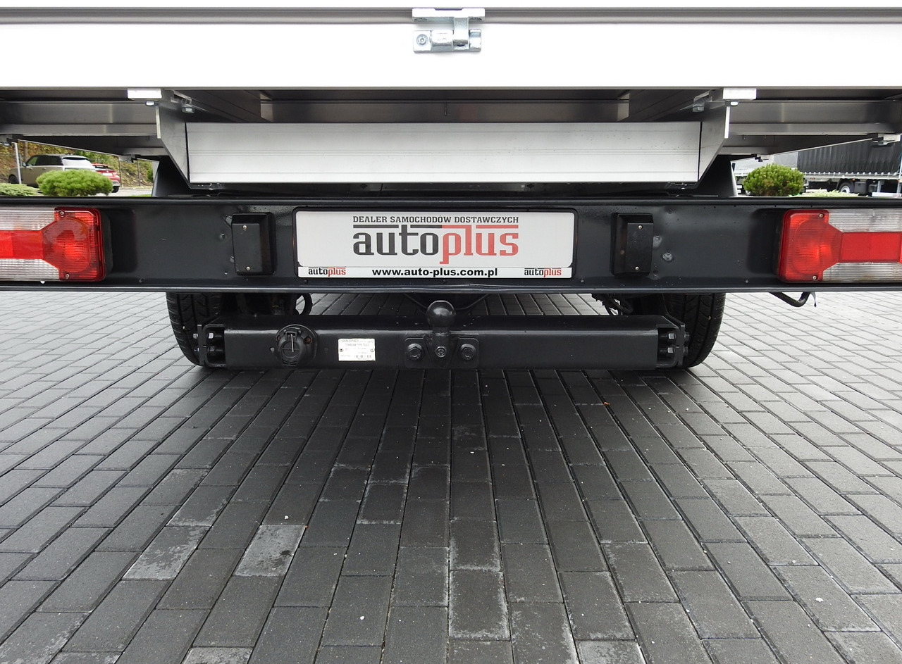 Combi van IVECO DAILY 35S15 STAKE BODY DOUBLE CABIN DOKA 7 SEATS AIR CONDITIONING  150HP: picture 16 Combi van IVECO DAILY 35S15 STAKE BODY DOUBLE CABIN DOKA 7 SEATS AIR CONDITIONING  150HP: picture 16