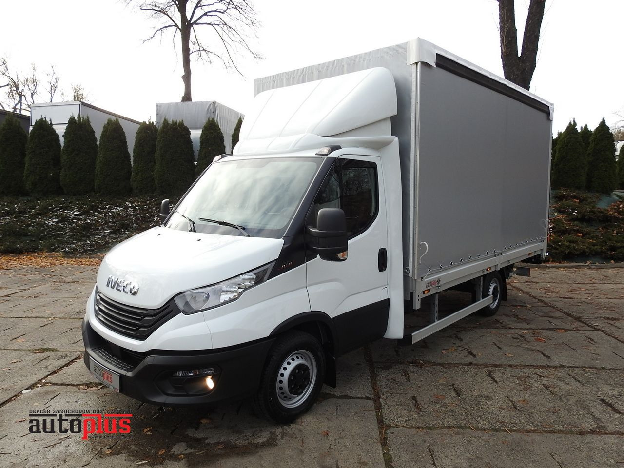 IVECO DAILY 35S16 NEW TARPAULIN LIFT 8 PALLETS CRUISE CONTROL AIR CONDITIONING 160HP - Curtain side van: picture 1 IVECO DAILY 35S16 NEW TARPAULIN LIFT 8 PALLETS CRUISE CONTROL AIR CONDITIONING 160HP - Curtain side van: picture 1