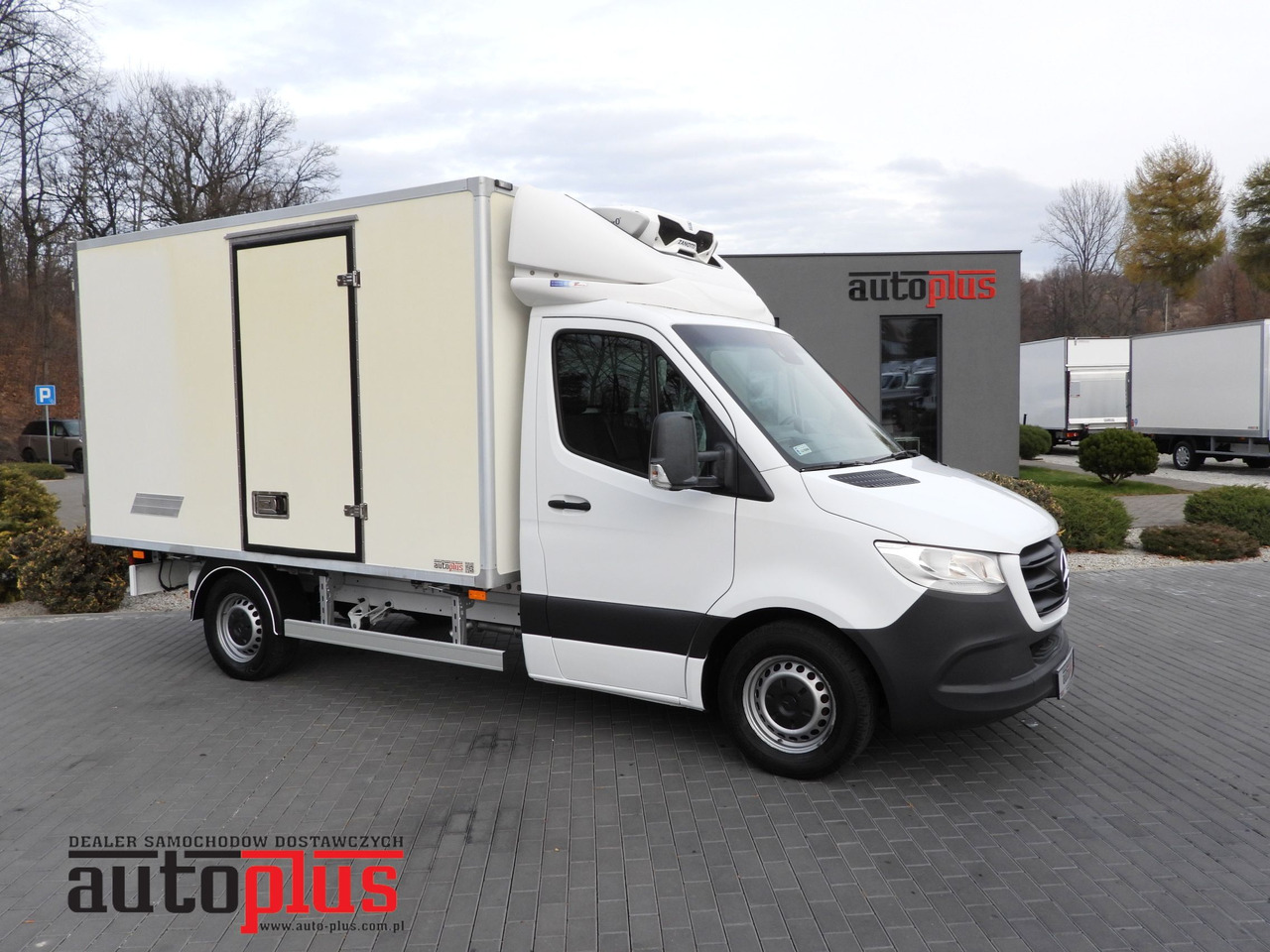 MERCEDES SPRINTER 314 REGRIGERATOR BOX -1*C CRUISE CONTROL NAVIGATION AIR CONDITIONING 140HP - Refrigerated delivery van: picture 1 MERCEDES SPRINTER 314 REGRIGERATOR BOX -1*C CRUISE CONTROL NAVIGATION AIR CONDITIONING 140HP - Refrigerated delivery van: picture 1