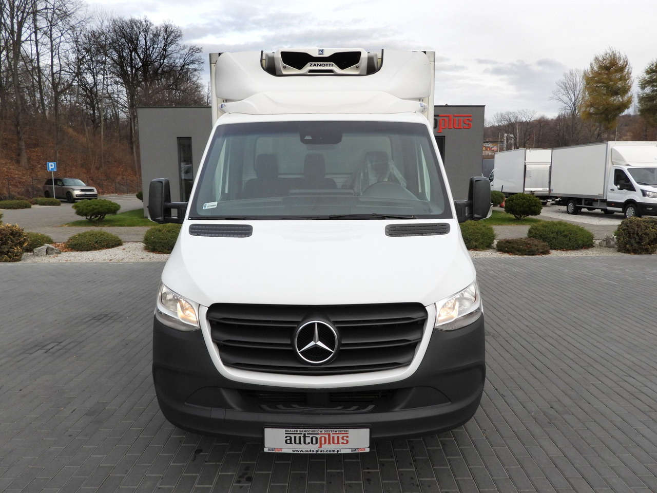 MERCEDES SPRINTER 314 REGRIGERATOR BOX -1*C CRUISE CONTROL NAVIGATION AIR CONDITIONING 140HP - Refrigerated delivery van: picture 5 MERCEDES SPRINTER 314 REGRIGERATOR BOX -1*C CRUISE CONTROL NAVIGATION AIR CONDITIONING 140HP - Refrigerated delivery van: picture 5