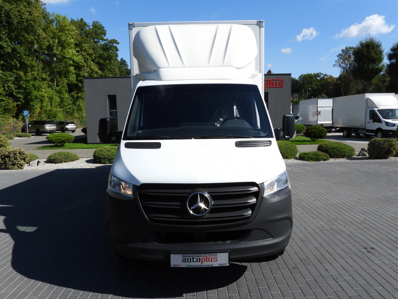 MERCEDES SPRINTER 315 BOX LIFT 8 PALLETS AIR CONDITIONING 150HP - Closed box van: picture 5 MERCEDES SPRINTER 315 BOX LIFT 8 PALLETS AIR CONDITIONING 150HP - Closed box van: picture 5
