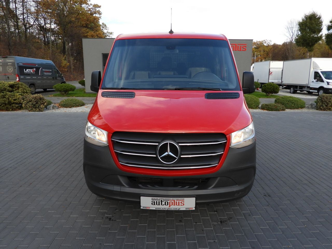 MERCEDES SPRINTER 316 STAKE BODY DOUBLE CABIN DOKA 7 SEATS AIR CONDITIONING 160HP - Combi van: picture 5 MERCEDES SPRINTER 316 STAKE BODY DOUBLE CABIN DOKA 7 SEATS AIR CONDITIONING 160HP - Combi van: picture 5