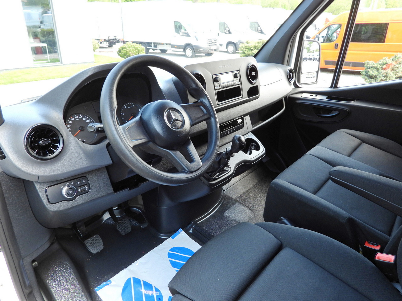 MERCEDES SPRINTER 316 VAN AIR CONDITIONING 165HP - Panel van: picture 2 MERCEDES SPRINTER 316 VAN AIR CONDITIONING 165HP - Panel van: picture 2