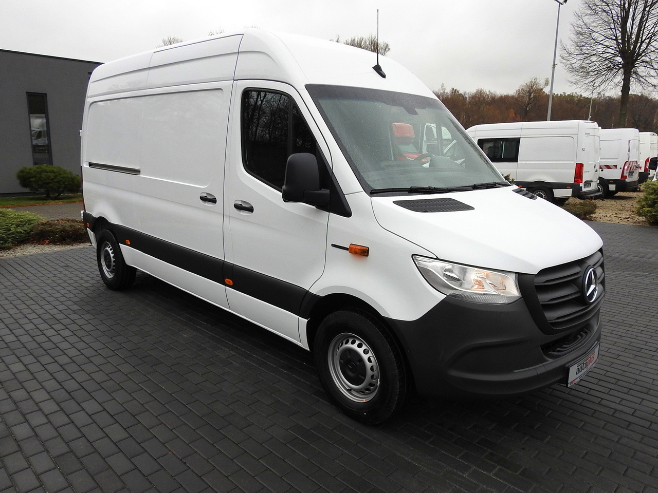 MERCEDES eSprinter NEW ELECTRIC VAN AUTOMATIC TRANSMISSION  GUARANTEE  95HP - Panel van, Electric van: picture 4 MERCEDES eSprinter NEW ELECTRIC VAN AUTOMATIC TRANSMISSION  GUARANTEE  95HP - Panel van, Electric van: picture 4