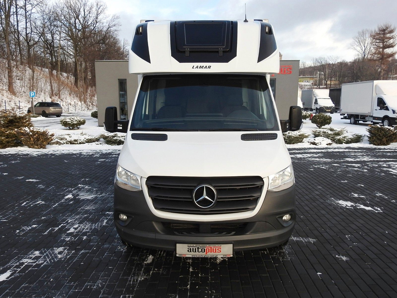 Mercedes-Benz SPRINTER 316 PRITSCHE PLANE 8 PALETTEN WEBASTO - Curtain side van, Combi van: picture 5 Mercedes-Benz SPRINTER 316 PRITSCHE PLANE 8 PALETTEN WEBASTO - Curtain side van, Combi van: picture 5