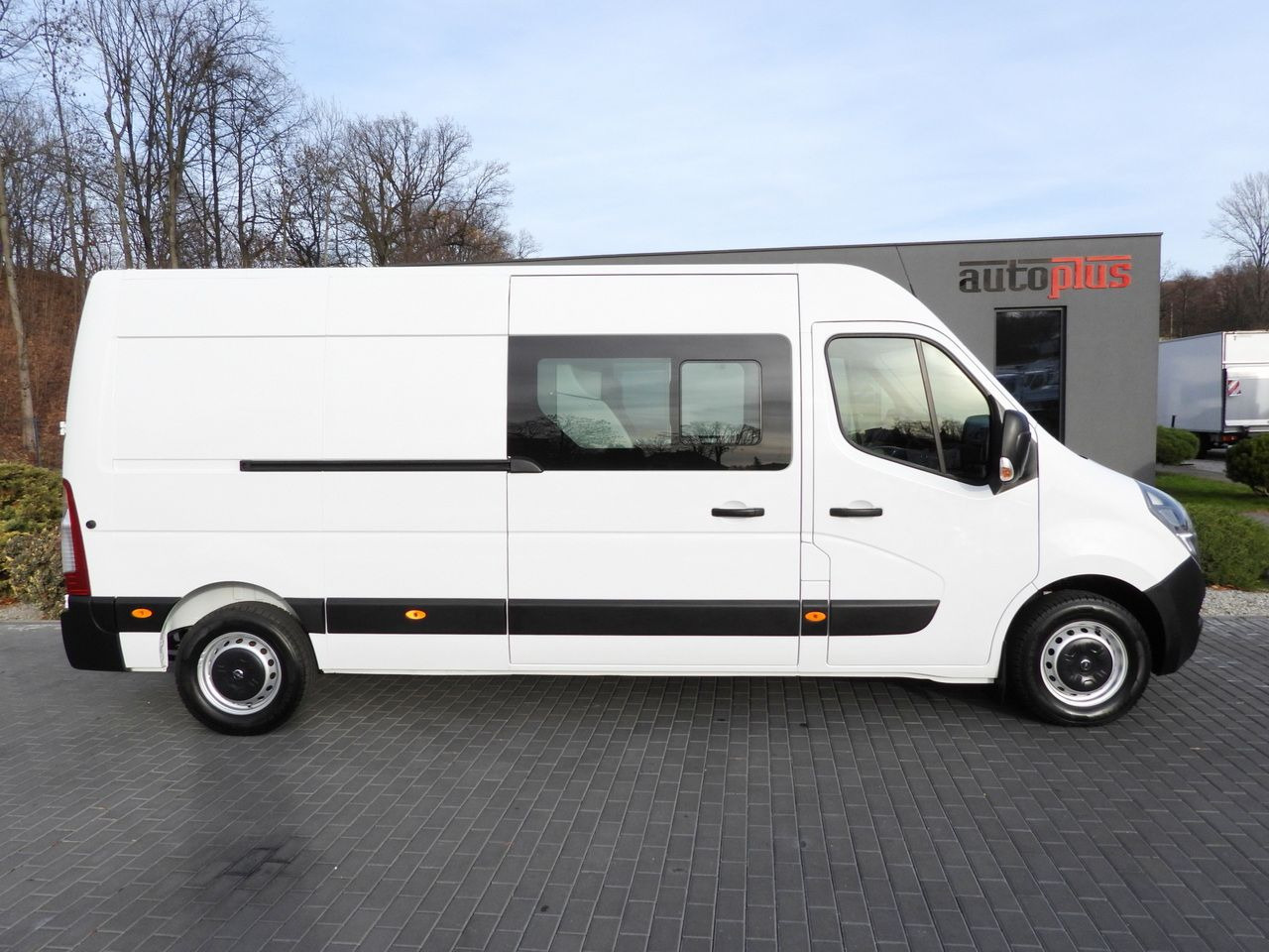 OPEL MOVANO BOX DELIVERY VAN 7 SEATS LED LIGHTS 135HP leasing OPEL MOVANO BOX DELIVERY VAN 7 SEATS LED LIGHTS 135HP: picture 7 OPEL MOVANO BOX DELIVERY VAN 7 SEATS LED LIGHTS 135HP leasing OPEL MOVANO BOX DELIVERY VAN 7 SEATS LED LIGHTS 135HP: picture 7