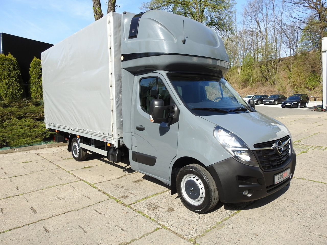 OPEL MOVANO TARPAULIN LIFT 9 PALLETS WEBASTO CRUISE CONTROL NAVIGATION LED LIGHTS PNEUMATICS AIR CONDITIONING 165HP - Curtain side van: picture 4 OPEL MOVANO TARPAULIN LIFT 9 PALLETS WEBASTO CRUISE CONTROL NAVIGATION LED LIGHTS PNEUMATICS AIR CONDITIONING 165HP - Curtain side van: picture 4