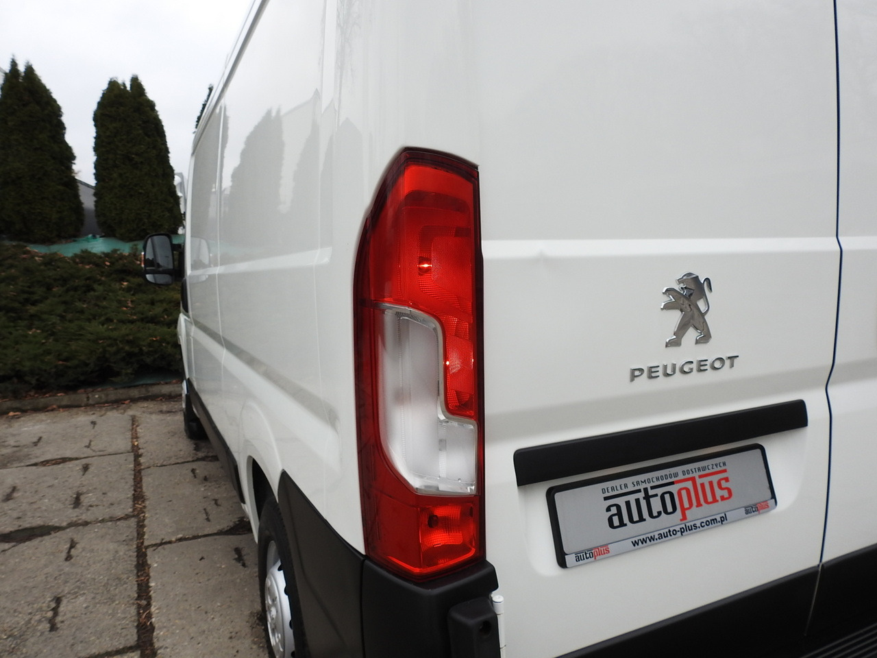 PEUGEOT BOXER REFRIGERATOR VAN -5*C TWO COMPARTMENTS CRUISE CONTROL AIR CONDITIONING  120HP leasing PEUGEOT BOXER REFRIGERATOR VAN -5*C TWO COMPARTMENTS CRUISE CONTROL AIR CONDITIONING  120HP: picture 17