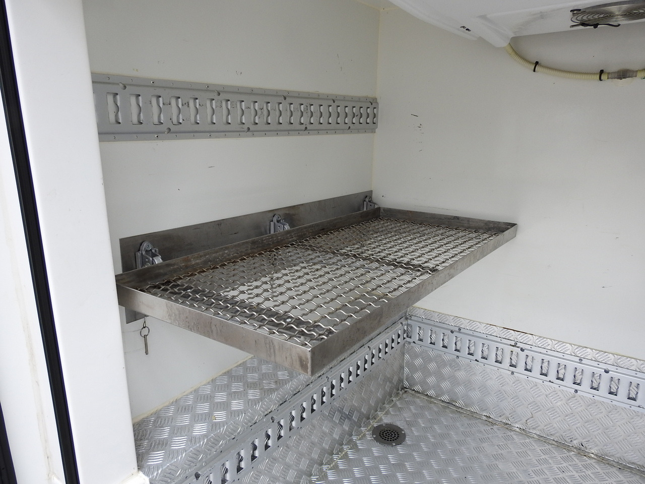 PEUGEOT BOXER REFRIGERATOR VAN -5*C TWO COMPARTMENTS CRUISE CONTROL AIR CONDITIONING  120HP leasing PEUGEOT BOXER REFRIGERATOR VAN -5*C TWO COMPARTMENTS CRUISE CONTROL AIR CONDITIONING  120HP: picture 23