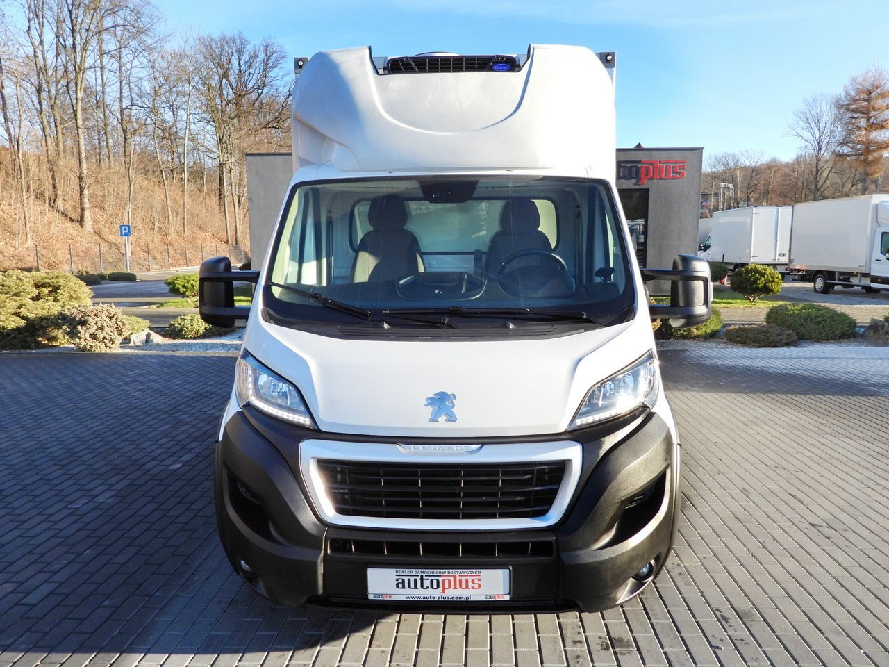 PEUGEOT BOXER REGRIGERATOR BOX 0*C 8 PALLETS CRUISE CONTROL LED LIGHTS AIR CONDITIONING 165HP - Refrigerated delivery van: picture 5 PEUGEOT BOXER REGRIGERATOR BOX 0*C 8 PALLETS CRUISE CONTROL LED LIGHTS AIR CONDITIONING 165HP - Refrigerated delivery van: picture 5