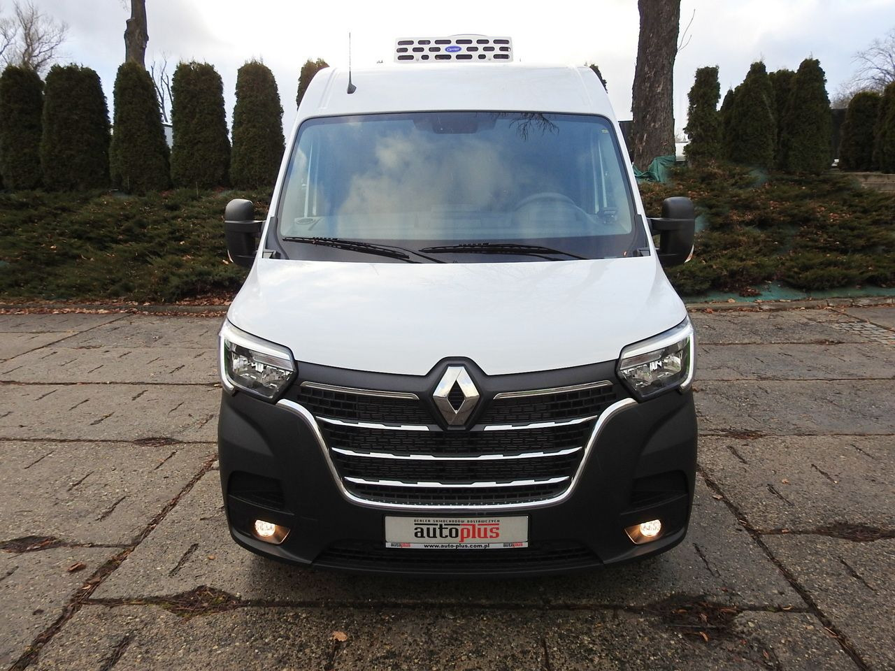 RENAULT MASTER NEW REFRIGERATOR VAN -10*C AIR CONDITIONING MANUFACTURERS 135HP - Refrigerated delivery van: picture 5 RENAULT MASTER NEW REFRIGERATOR VAN -10*C AIR CONDITIONING MANUFACTURERS 135HP - Refrigerated delivery van: picture 5