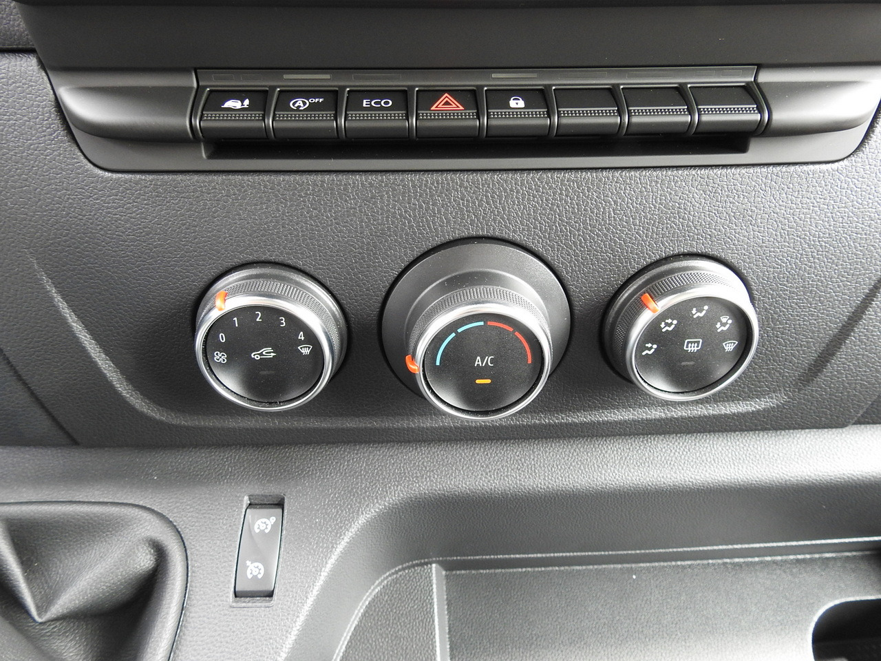 RENAULT MASTER NEW REGRIGERATOR BOX -10*C 8 PALLETS CRUISE CONTROL AIR CONDITIONING LED LIGHTS GUARANTEE 165HP leasing RENAULT MASTER NEW REGRIGERATOR BOX -10*C 8 PALLETS CRUISE CONTROL AIR CONDITIONING LED LIGHTS GUARANTEE 165HP: picture 36 RENAULT MASTER NEW REGRIGERATOR BOX -10*C 8 PALLETS CRUISE CONTROL AIR CONDITIONING LED LIGHTS GUARANTEE 165HP leasing RENAULT MASTER NEW REGRIGERATOR BOX -10*C 8 PALLETS CRUISE CONTROL AIR CONDITIONING LED LIGHTS GUARANTEE 165HP: picture 36