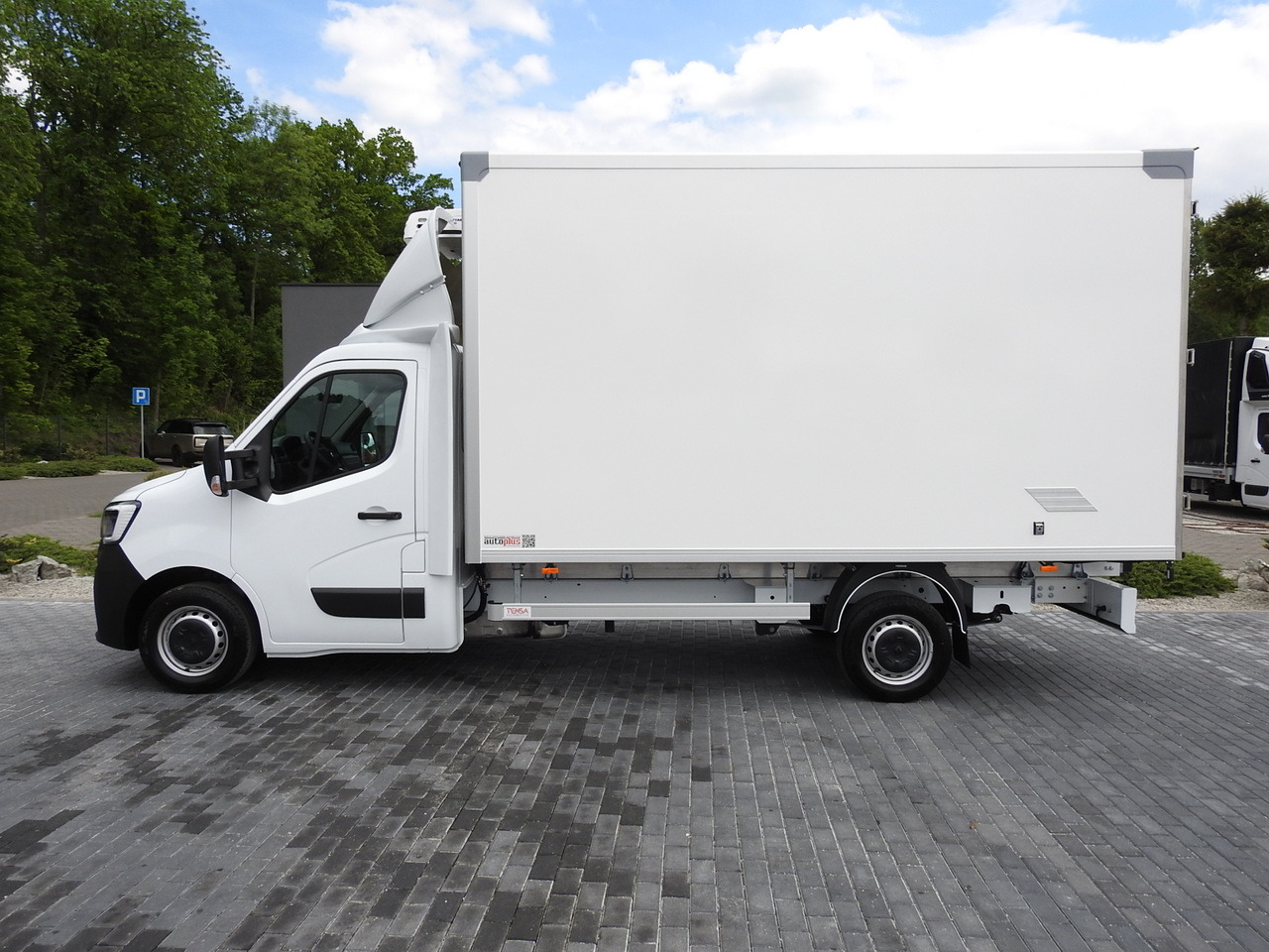 RENAULT MASTER NEW REGRIGERATOR BOX -10*C 8 PALLETS CRUISE CONTROL AIR CONDITIONING LED LIGHTS GUARANTEE 165HP leasing RENAULT MASTER NEW REGRIGERATOR BOX -10*C 8 PALLETS CRUISE CONTROL AIR CONDITIONING LED LIGHTS GUARANTEE 165HP: picture 9 RENAULT MASTER NEW REGRIGERATOR BOX -10*C 8 PALLETS CRUISE CONTROL AIR CONDITIONING LED LIGHTS GUARANTEE 165HP leasing RENAULT MASTER NEW REGRIGERATOR BOX -10*C 8 PALLETS CRUISE CONTROL AIR CONDITIONING LED LIGHTS GUARANTEE 165HP: picture 9