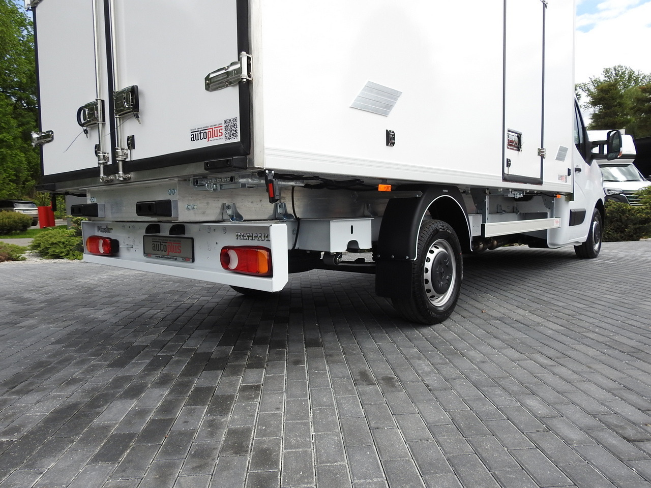 RENAULT MASTER NEW REGRIGERATOR BOX -10*C 8 PALLETS CRUISE CONTROL AIR CONDITIONING LED LIGHTS GUARANTEE 165HP leasing RENAULT MASTER NEW REGRIGERATOR BOX -10*C 8 PALLETS CRUISE CONTROL AIR CONDITIONING LED LIGHTS GUARANTEE 165HP: picture 25 RENAULT MASTER NEW REGRIGERATOR BOX -10*C 8 PALLETS CRUISE CONTROL AIR CONDITIONING LED LIGHTS GUARANTEE 165HP leasing RENAULT MASTER NEW REGRIGERATOR BOX -10*C 8 PALLETS CRUISE CONTROL AIR CONDITIONING LED LIGHTS GUARANTEE 165HP: picture 25