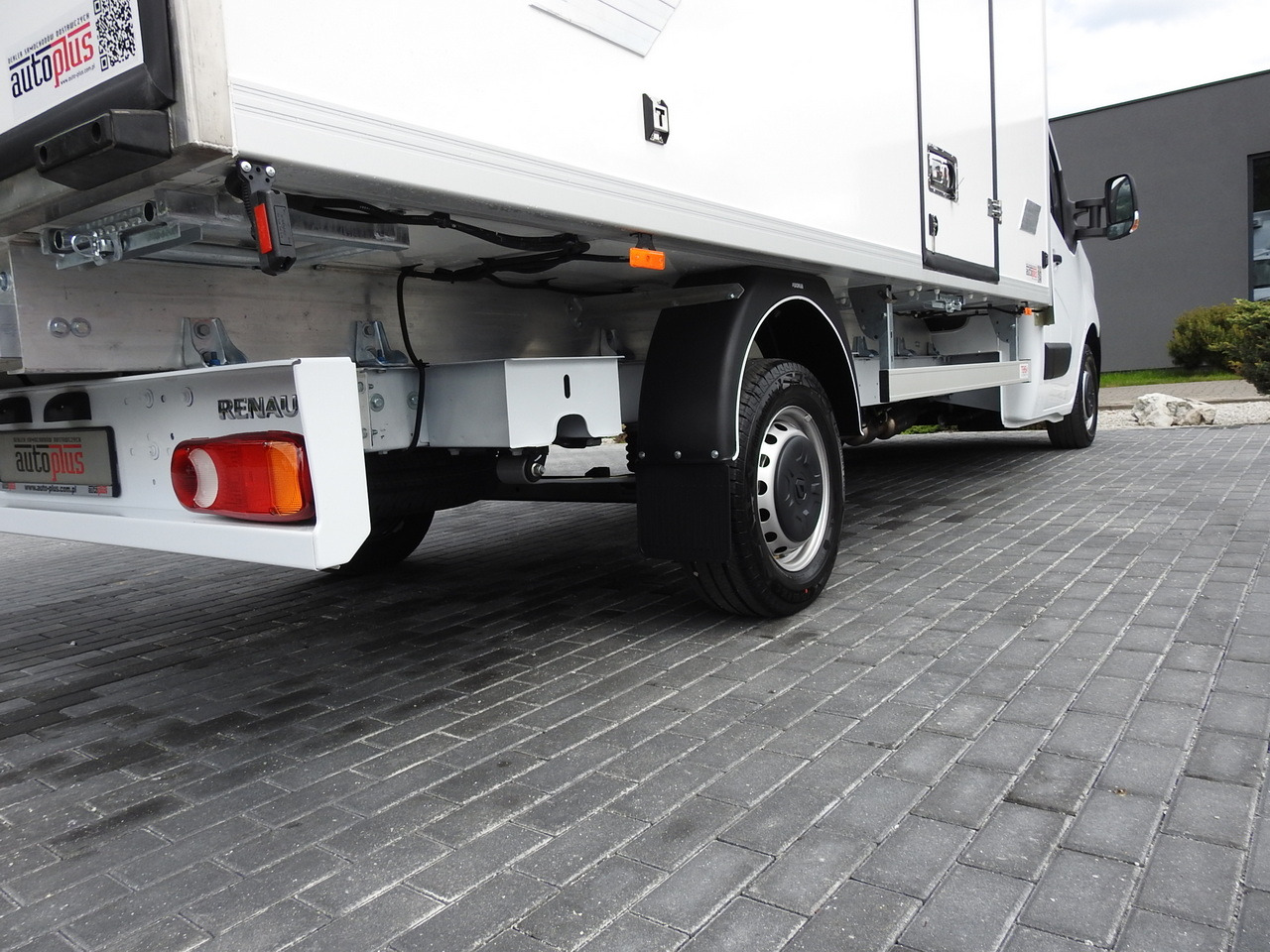 RENAULT MASTER NEW REGRIGERATOR BOX -10*C 8 PALLETS CRUISE CONTROL AIR CONDITIONING LED LIGHTS GUARANTEE 165HP leasing RENAULT MASTER NEW REGRIGERATOR BOX -10*C 8 PALLETS CRUISE CONTROL AIR CONDITIONING LED LIGHTS GUARANTEE 165HP: picture 19 RENAULT MASTER NEW REGRIGERATOR BOX -10*C 8 PALLETS CRUISE CONTROL AIR CONDITIONING LED LIGHTS GUARANTEE 165HP leasing RENAULT MASTER NEW REGRIGERATOR BOX -10*C 8 PALLETS CRUISE CONTROL AIR CONDITIONING LED LIGHTS GUARANTEE 165HP: picture 19