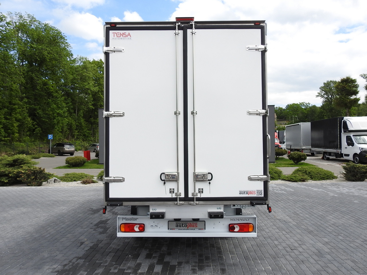 RENAULT MASTER NEW REGRIGERATOR BOX -10*C 8 PALLETS CRUISE CONTROL AIR CONDITIONING LED LIGHTS GUARANTEE 165HP leasing RENAULT MASTER NEW REGRIGERATOR BOX -10*C 8 PALLETS CRUISE CONTROL AIR CONDITIONING LED LIGHTS GUARANTEE 165HP: picture 11 RENAULT MASTER NEW REGRIGERATOR BOX -10*C 8 PALLETS CRUISE CONTROL AIR CONDITIONING LED LIGHTS GUARANTEE 165HP leasing RENAULT MASTER NEW REGRIGERATOR BOX -10*C 8 PALLETS CRUISE CONTROL AIR CONDITIONING LED LIGHTS GUARANTEE 165HP: picture 11