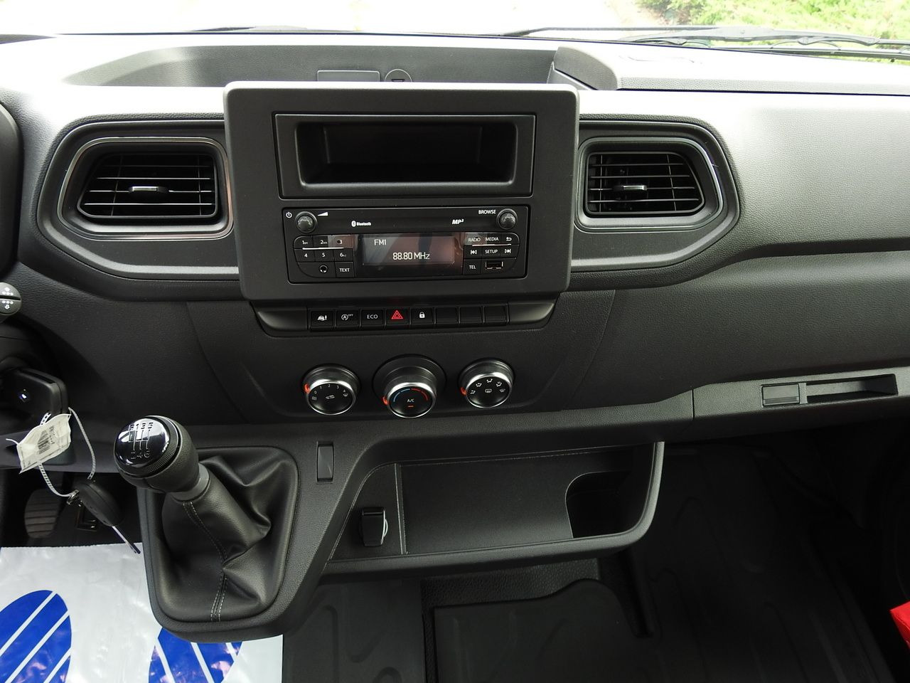 New Tipper van RENAULT MASTER: picture 32 New Tipper van RENAULT MASTER: picture 32