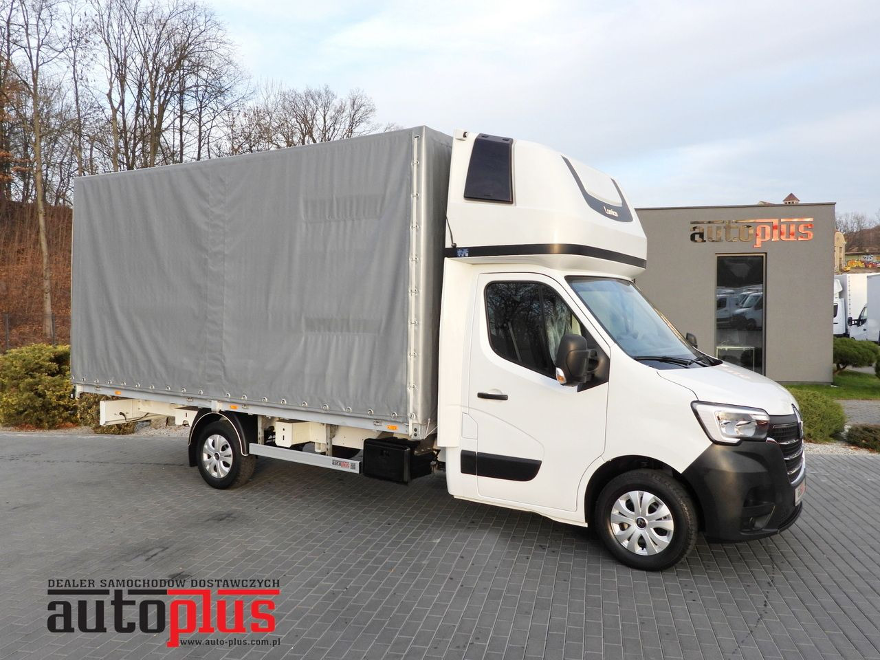RENAULT MASTER TARPAULIN 10 PALLETS WEBASTO CRUISE CONTROL LED LIGHTS PNEUMATICS AIR CONDITIONING 165HP - Curtain side van: picture 1 RENAULT MASTER TARPAULIN 10 PALLETS WEBASTO CRUISE CONTROL LED LIGHTS PNEUMATICS AIR CONDITIONING 165HP - Curtain side van: picture 1
