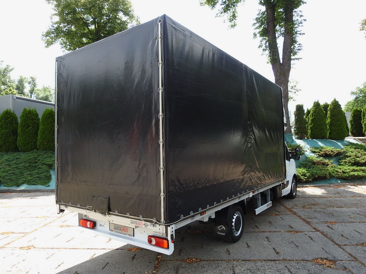 RENAULT MASTER TARPAULIN 10 PALLETS WEBASTO CRUISE CONTROL LED LIGHTS PNEUMATICS AIR CONDITIONING 165HP - Curtain side van: picture 3 RENAULT MASTER TARPAULIN 10 PALLETS WEBASTO CRUISE CONTROL LED LIGHTS PNEUMATICS AIR CONDITIONING 165HP - Curtain side van: picture 3