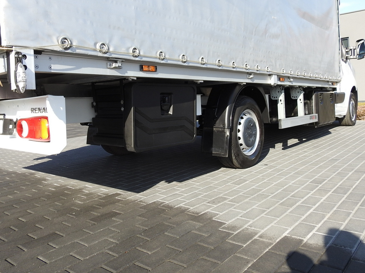 Curtain side van RENAULT MASTER  TARPAULIN 10 PALLETS WEBASTO CRUISE CONTROL LED LIGHTS PNEUMATICS AIR CONDITIONING  165HP: picture 17