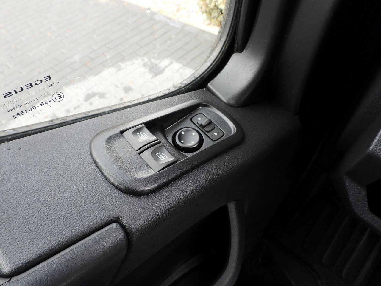 Curtain side van RENAULT MASTER TARPAULIN 10 PALLETS WEBASTO CRUISE CONTROL NAVIGATION LED LIGHTS TWIN WHEELS AIR CONDITIONING 165HP: picture 33 Curtain side van RENAULT MASTER TARPAULIN 10 PALLETS WEBASTO CRUISE CONTROL NAVIGATION LED LIGHTS TWIN WHEELS AIR CONDITIONING 165HP: picture 33