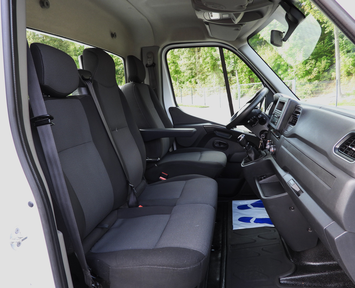 RENAULT MASTER TIPPER CRUISE CONTROL LED LIGHTS TWIN WHEELS AIR CONDITIONING 130HP - Tipper van: picture 2 RENAULT MASTER TIPPER CRUISE CONTROL LED LIGHTS TWIN WHEELS AIR CONDITIONING 130HP - Tipper van: picture 2