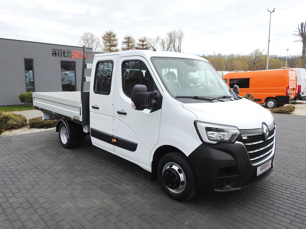Renault MASTER PRITSCHE DOPPELKABINE DOKA 7 SITZE A/C - Open body delivery van, Combi van: picture 3 Renault MASTER PRITSCHE DOPPELKABINE DOKA 7 SITZE A/C - Open body delivery van, Combi van: picture 3