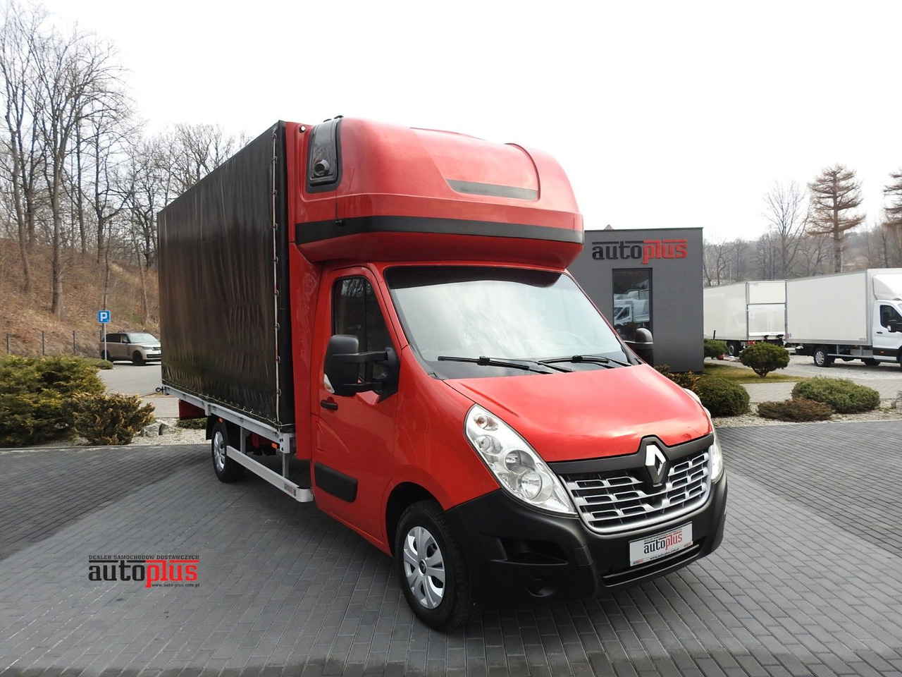 Renault MASTER PRITSCHE PLANE 10 PALETTEN WEBASTO - Curtain side van: picture 1 Renault MASTER PRITSCHE PLANE 10 PALETTEN WEBASTO - Curtain side van: picture 1