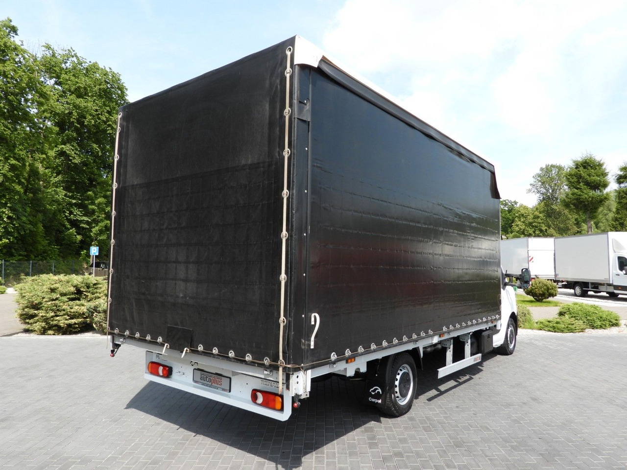 Renault MASTER PRITSCHE PLANE 12 PALETTEN WEBASTO A/C - Curtain side van: picture 3 Renault MASTER PRITSCHE PLANE 12 PALETTEN WEBASTO A/C - Curtain side van: picture 3