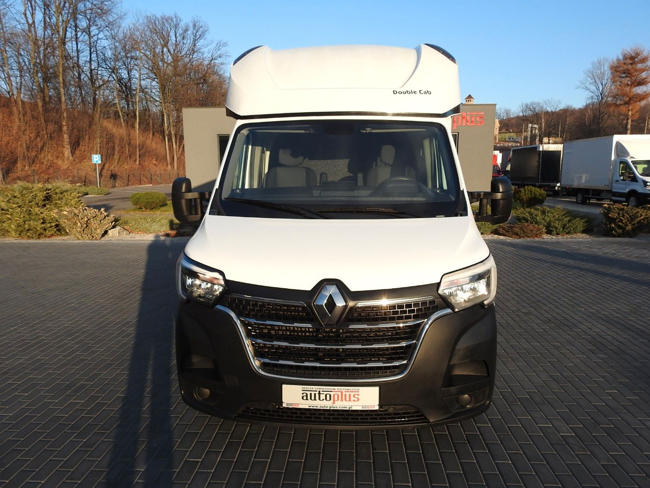 Renault MASTER PRITSCHE PLANE 8 PALETTEN WEBASTO - Curtain side van, Combi van: picture 5 Renault MASTER PRITSCHE PLANE 8 PALETTEN WEBASTO - Curtain side van, Combi van: picture 5
