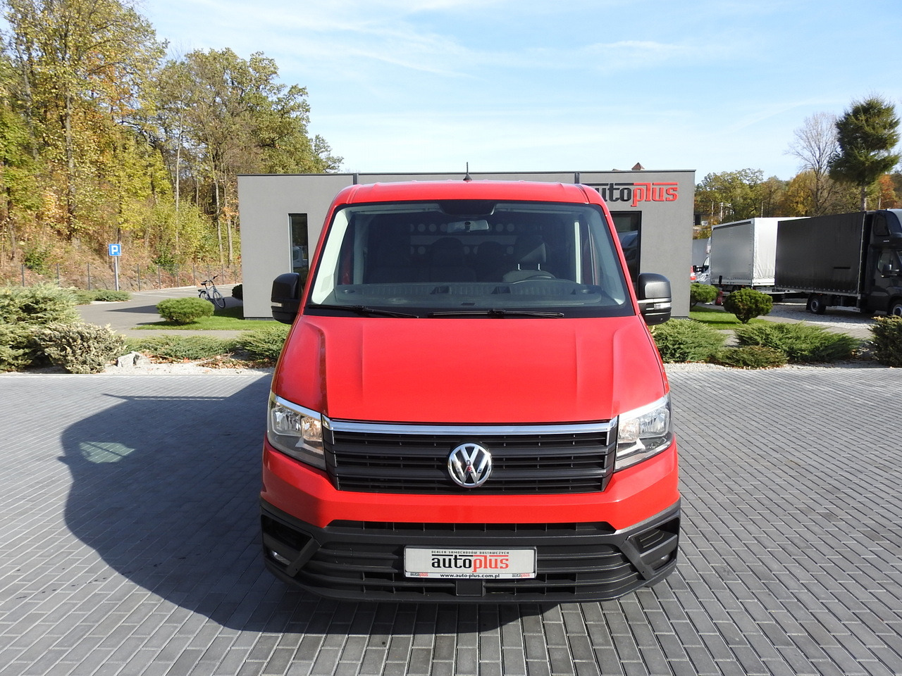VOLKSWAGEN CRAFTER STAKE BODY DOUBLE CABIN DOKA 7 SEATS AIR CONDITIONING 140HP - Open body delivery van: picture 5 VOLKSWAGEN CRAFTER STAKE BODY DOUBLE CABIN DOKA 7 SEATS AIR CONDITIONING 140HP - Open body delivery van: picture 5
