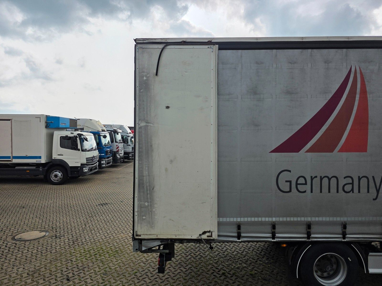 Curtainsider semi-trailer Fliegl SZS320 / Hubdach / EDSCHA / Mega: picture 13