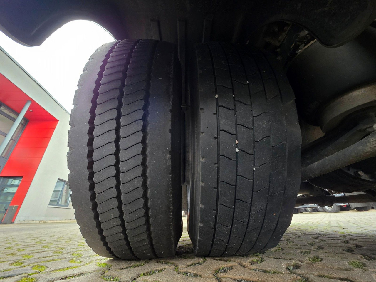 Refrigerator truck Iveco Eurocargo 180-320 / Ldbw / Thermo King: picture 48